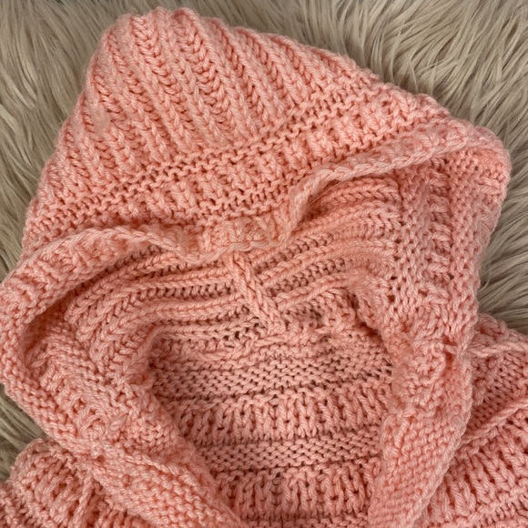 Beautiful Handmade Sweater - Picture 3 of 9